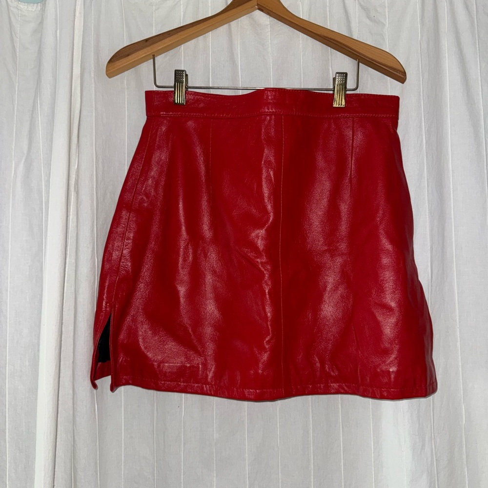 Mods Martani Red Leather Mini Skirt